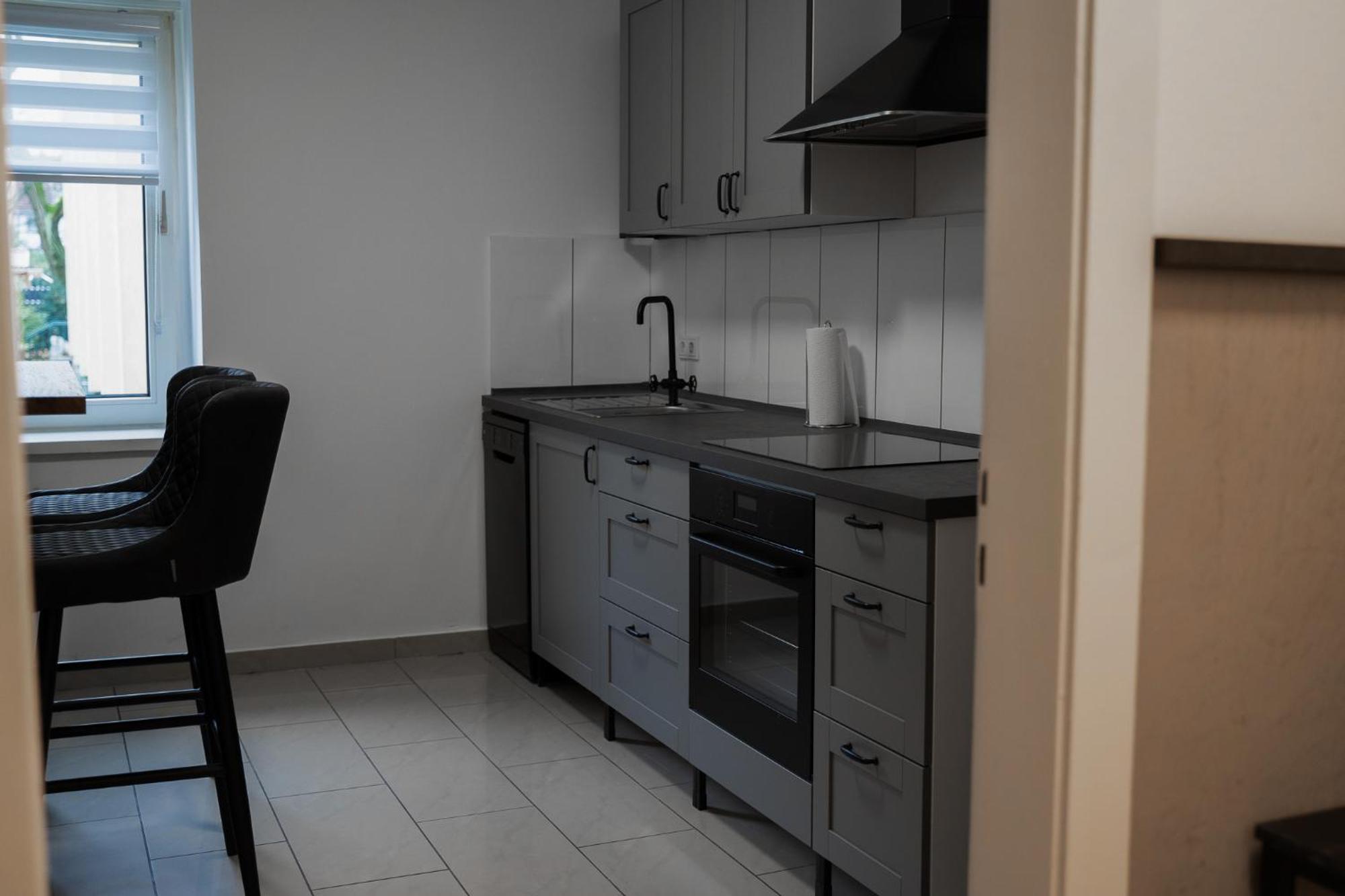 קרפלד Ferienwohnungen Im Stadtzentrum -Junik Apartments מראה חיצוני תמונה